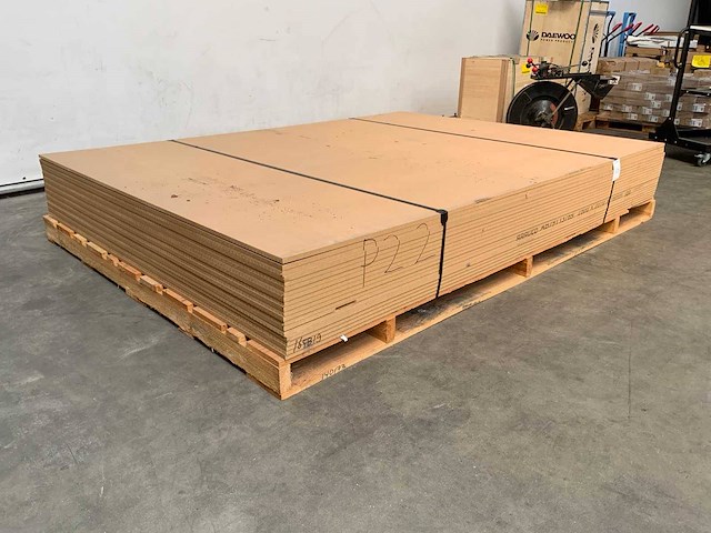 Medite mdf 2800x2070x16mm 20st - afbeelding 1 van  1