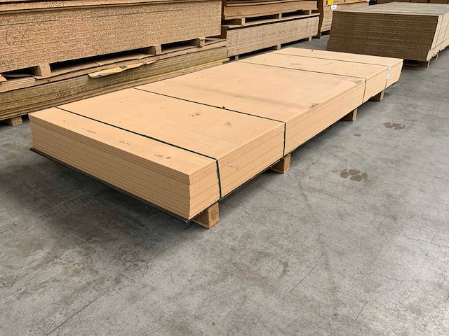 Medite mdf 3050x1220x15mm 14st - afbeelding 1 van  1