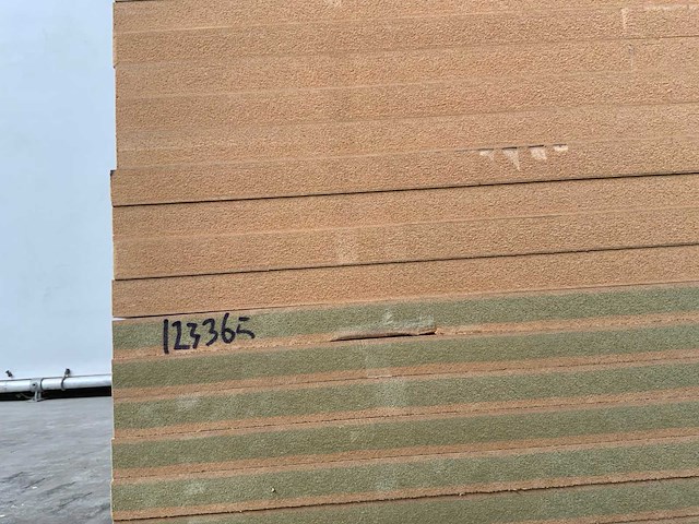 Medite mdf plaat 2445x1220x25mm (19x) - afbeelding 6 van  6