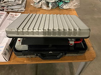 Medium traveller 3 overhead projector - afbeelding 2 van  10