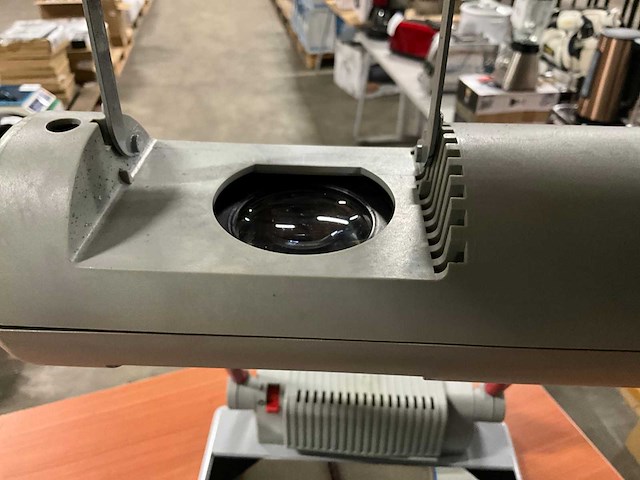 Medium traveller 3 overhead projector - afbeelding 6 van  10