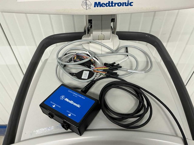 Medtronic - 10000-008-06 - cryo ablatie apparaat - afbeelding 2 van  5