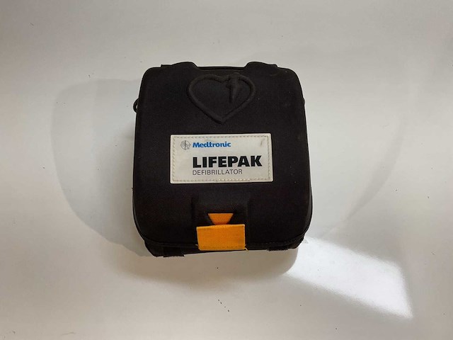 Medtronic lifepak cr plus defibrillator aed - afbeelding 1 van  4