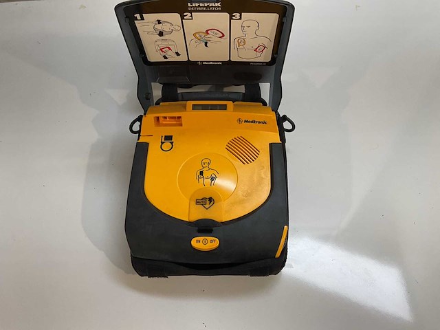 Medtronic lifepak cr plus defibrillator aed - afbeelding 2 van  4