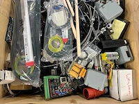 Meech - partij industriële elektronica, bekabeling, sensoren - afbeelding 2 van  9