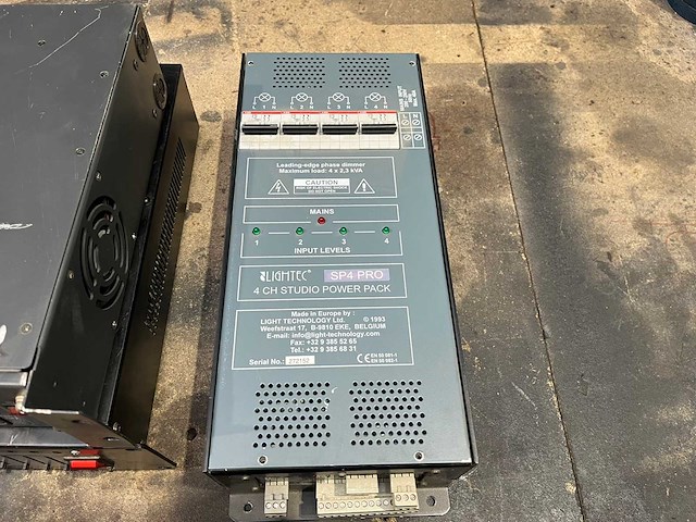 Meerdere kanaals dimmers dimmers & schakelaars - afbeelding 3 van  3