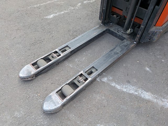 Meerij-stapelaar, bt, bt-s12f, 2002 - afbeelding 15 van  16