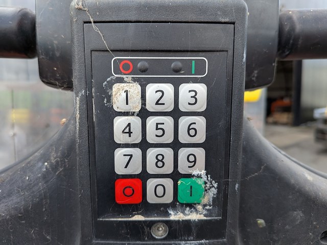 Meerij-stapelaar bt, spe160l, bouwjaar 2012 - afbeelding 4 van  19