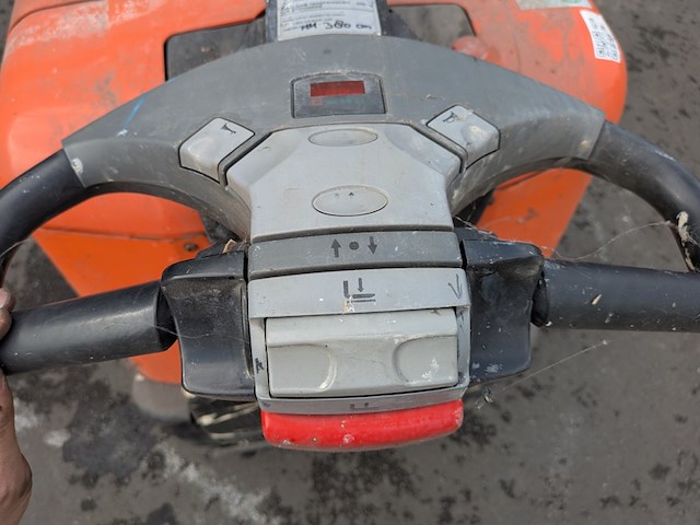 Meerij-stapelaar bt, spe160l, bouwjaar 2012 - afbeelding 5 van  19