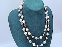 Meerkleurig parelcollier (10mm) met magnetische sluiting