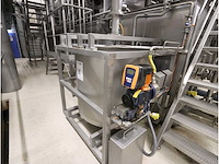 Meervoudige rvs reservoir opstelling - afbeelding 2 van  5