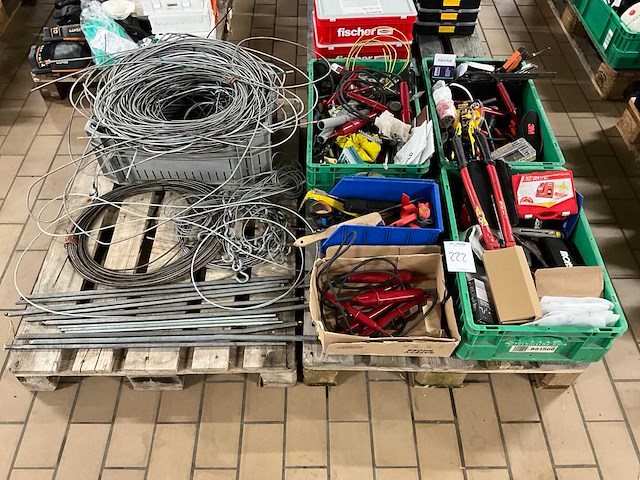 Meet-, hulp -en handgereedschap - afbeelding 1 van  6