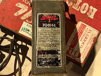 Meetapparatuur en boorhamer - afbeelding 6 van  8