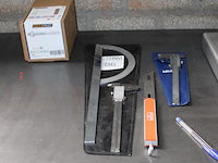 Meetgereedschappen w.o. schuifmaten en zwaaihaken. - afbeelding 2 van  3