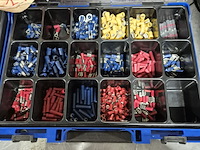 Meetinstrumenten, zekeringen en kabelbinders - afbeelding 3 van  12