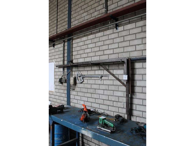 Meetmaterialen w.o. blokhaken en schuifmaat en zwaaihaak. - afbeelding 2 van  2