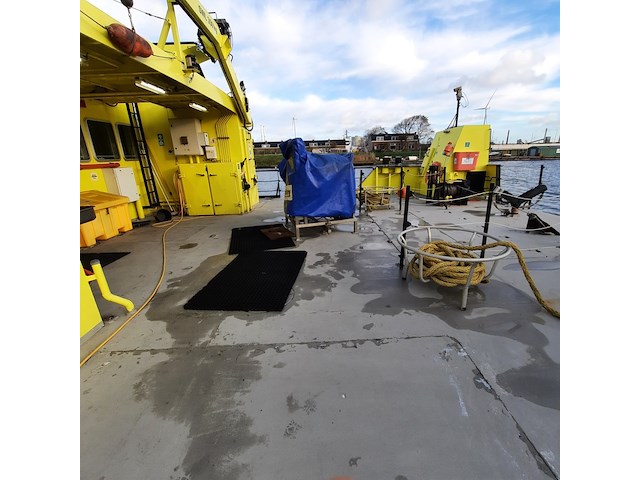 Meetvaartuig / catamaran 'scheurrak', damen, 2005 - afbeelding 16 van  137