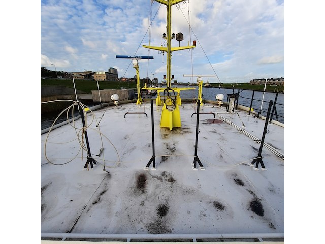 Meetvaartuig / catamaran 'scheurrak', damen, 2005 - afbeelding 20 van  137