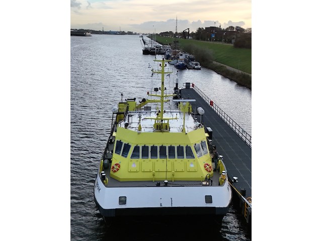 Meetvaartuig / catamaran 'scheurrak', damen, 2005 - afbeelding 31 van  137