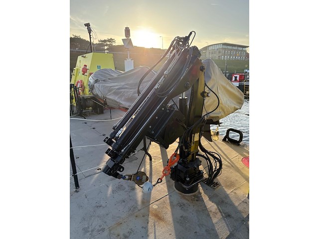 Meetvaartuig / catamaran 'scheurrak', damen, 2005 - afbeelding 42 van  137