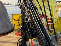 Meetvaartuig / catamaran 'scheurrak', damen, 2005 - afbeelding 43 van  137