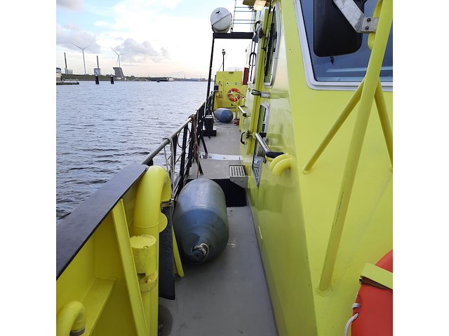 Meetvaartuig / catamaran 'scheurrak', damen, 2005 - afbeelding 56 van  137