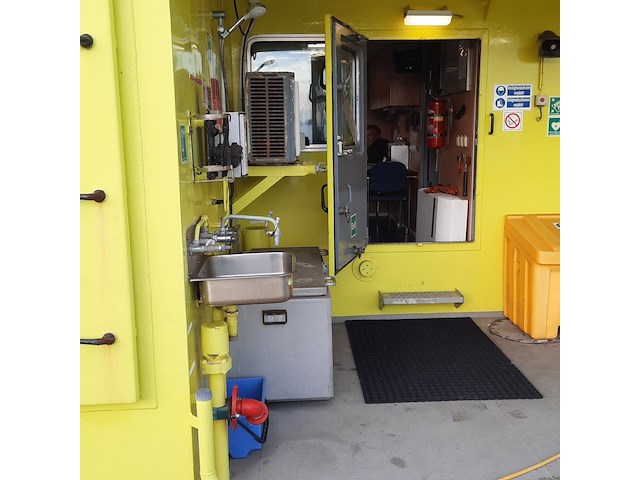 Meetvaartuig / catamaran 'scheurrak', damen, 2005 - afbeelding 58 van  137