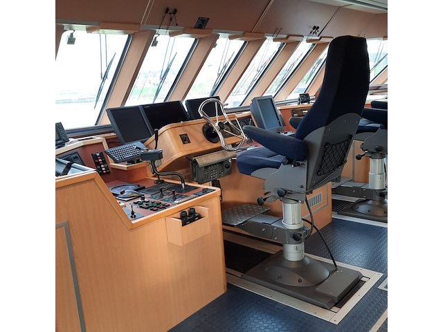 Meetvaartuig / catamaran 'scheurrak', damen, 2005 - afbeelding 64 van  137