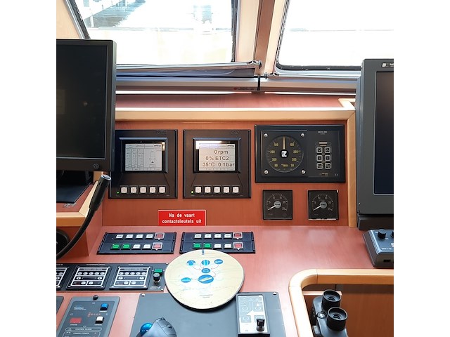 Meetvaartuig / catamaran 'scheurrak', damen, 2005 - afbeelding 71 van  137