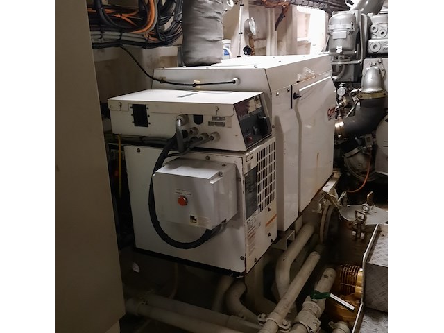 Meetvaartuig / catamaran 'scheurrak', damen, 2005 - afbeelding 87 van  137