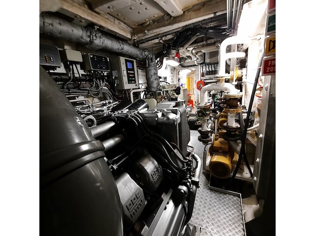 Meetvaartuig / catamaran 'scheurrak', damen, 2005 - afbeelding 114 van  137