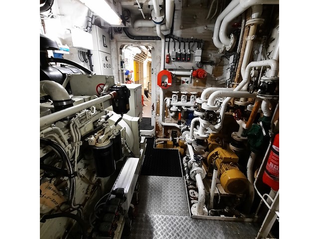 Meetvaartuig / catamaran 'scheurrak', damen, 2005 - afbeelding 117 van  137