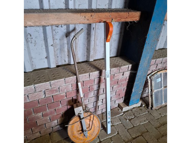 Meetwiel met telescopische meetstok - afbeelding 2 van  4