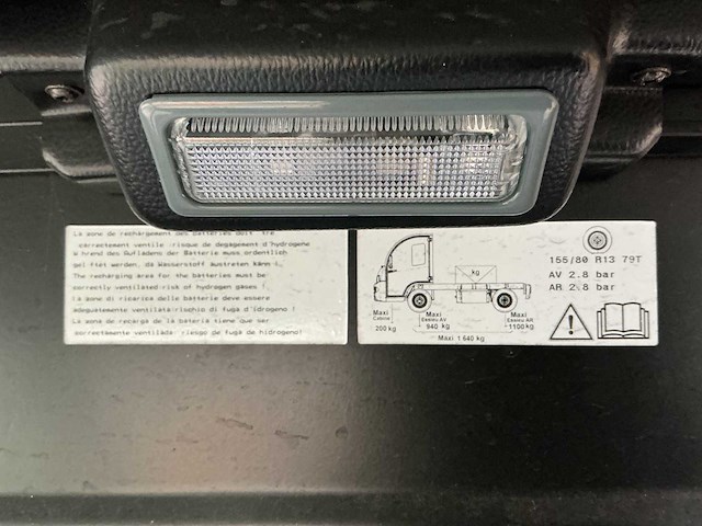 Mega - m10 - diverse interne transportmiddelen - 2017 - afbeelding 2 van  11