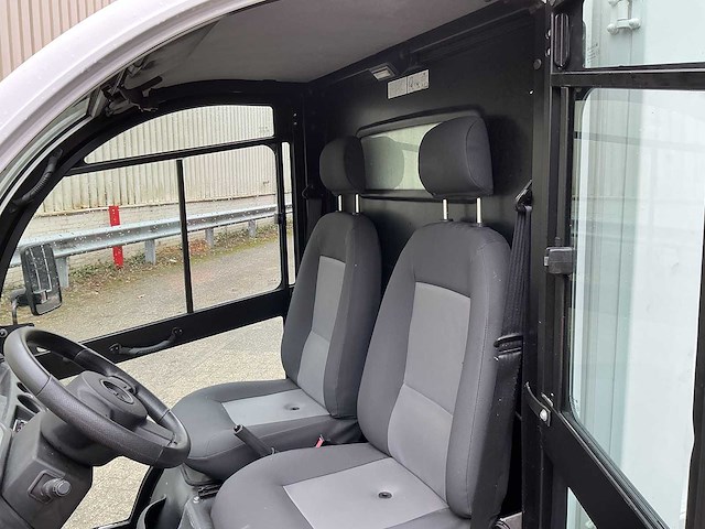 Mega - m10 - various internal transport - 2015 - afbeelding 11 van  12