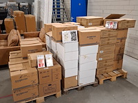 Mega partij kerstkaarten nieuw in dozen. +/-40.000 stuks - afbeelding 1 van  8
