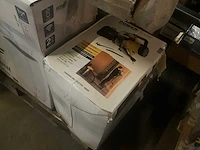 Mega partij retourgoederen - eurom, magnum, abb, solar, eaton, tkf, wallbox, ymvk, gira, - laadpalen, verwarming, aardlekautomaten, koeling, vloerverwarming, thermostaten, sanitair, infrorood, stroomdraad, keukenapparatuur, verlichting etc - afbeelding 11 van  38