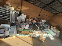 Mega partij retourgoederen - eurom, magnum, abb, solar, eaton, tkf, wallbox, ymvk, gira, - laadpalen, verwarming, aardlekautomaten, koeling, vloerverwarming, thermostaten, sanitair, infrorood, stroomdraad, keukenapparatuur, verlichting etc - afbeelding 33 van  38