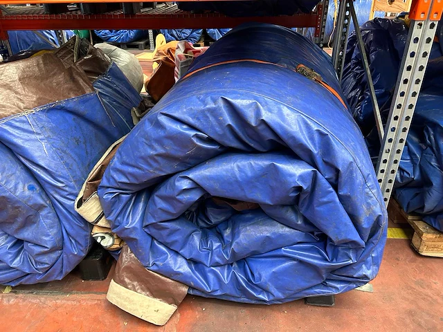 Mega piraten shooter speelboot springkussen - afbeelding 4 van  16