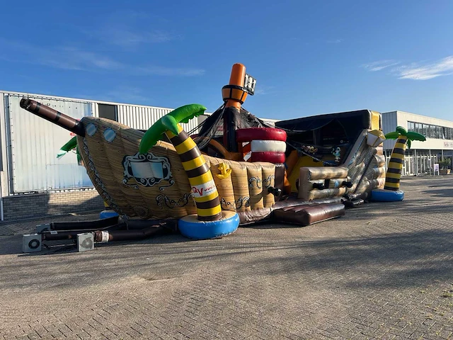 Mega piraten shooter speelboot springkussen - afbeelding 9 van  16