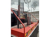 Mega shock - afbeelding 11 van  15