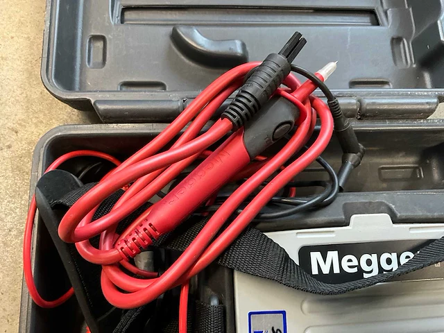 Megger mit320 insulation tester - afbeelding 5 van  6