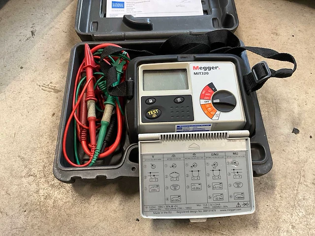 Megger mit320 insulation tester - afbeelding 1 van  8