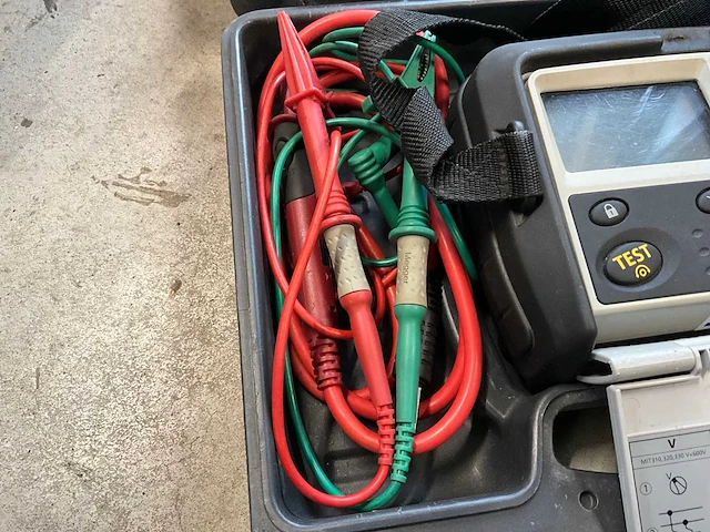 Megger mit320 insulation tester - afbeelding 4 van  8