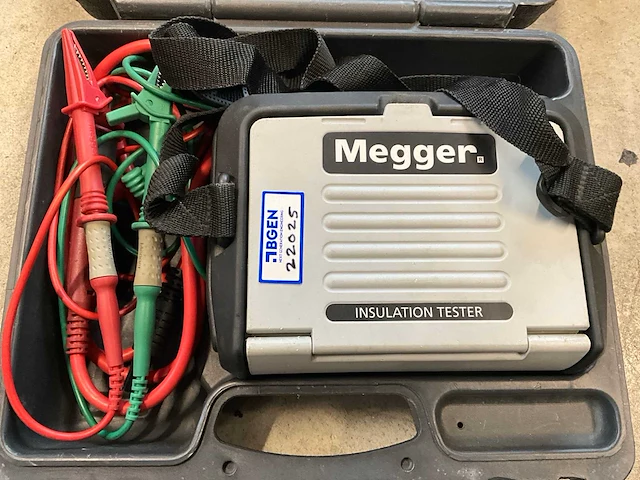 Megger mit320 insulation tester - afbeelding 7 van  8