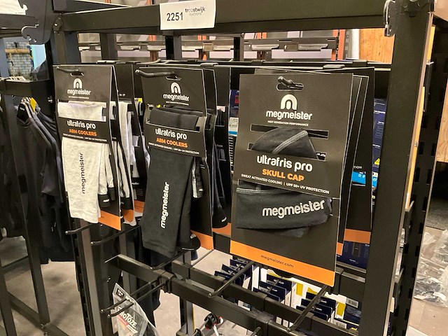Megmeister ultrafris pro arm cooler en skull cap (11x) - afbeelding 2 van  2