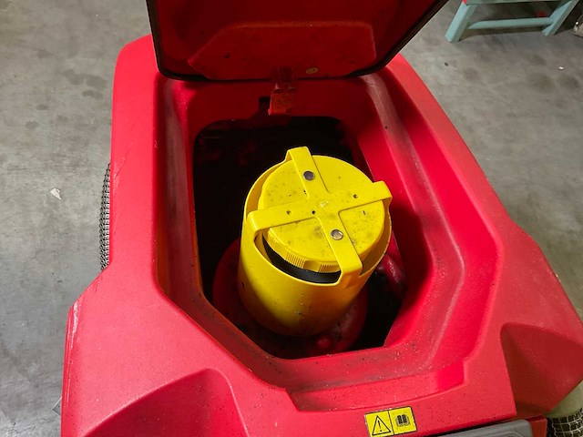 Meijer s520 zelfrijdende schrob- zuigmachine - afbeelding 2 van  12
