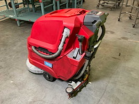 Meijer s520 zelfrijdende schrob- zuigmachine - afbeelding 8 van  12