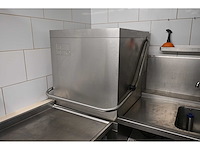 Meiko - dv 80 t - rvs korven doorschuif vaatwasmachine met miniline water ontharder en rvs aan- en afvoertafel - afbeelding 7 van  13
