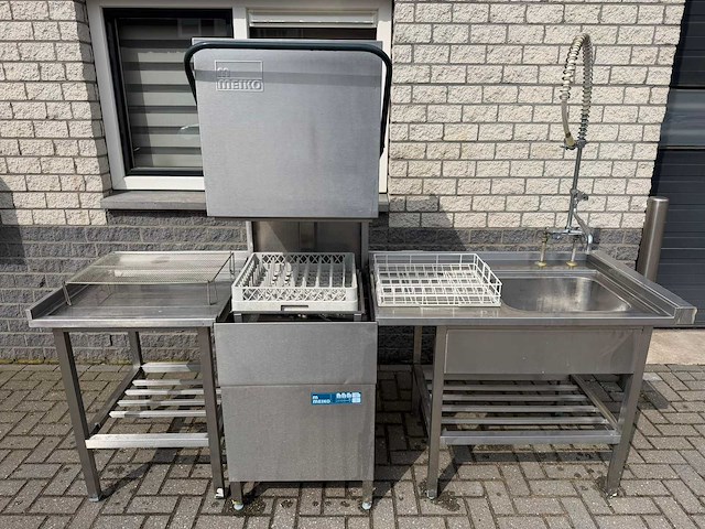 Meiko - korvenvaatwasmachine - afbeelding 1 van  5